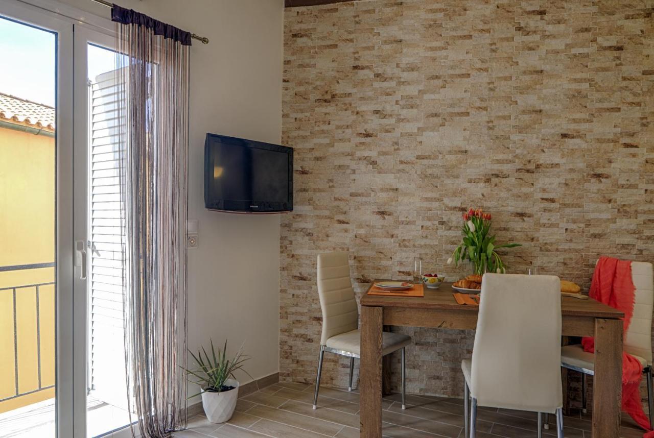 Renas Cosy Apartment Corfu  Екстер'єр фото